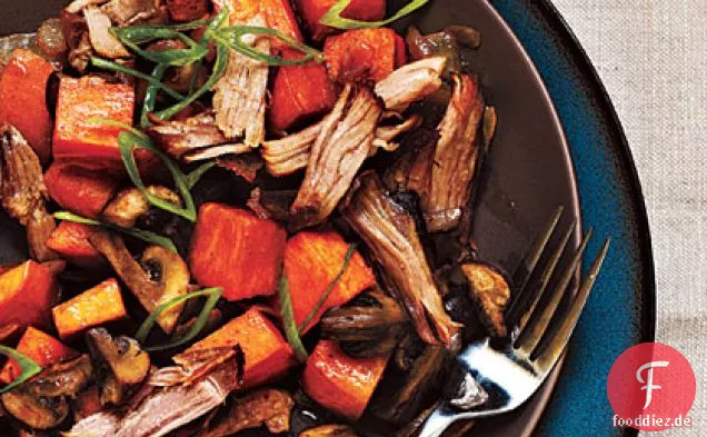 Schweinefleisch und Süßkartoffel-Hash