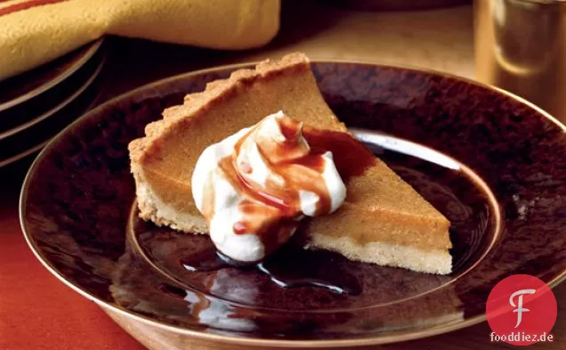 Süßkartoffel-Torte mit Rotwein-Karamell