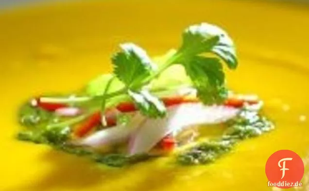 Kürbis-Süßkartoffel-Suppe mit Blauschimmelkäse Nieselregen