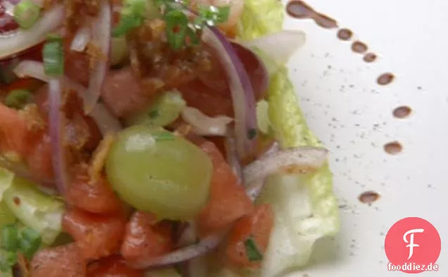 Wassermelonen-Salat mit Schokolade-Vinaigrette