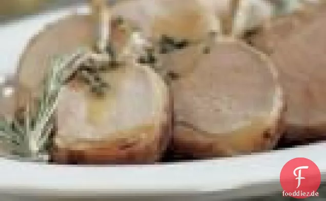 Gebratene Schweinelende mit grüner Pfefferkornsauce