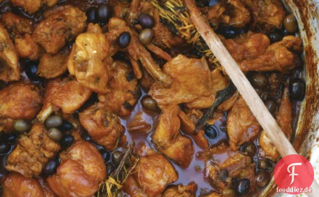 Kanincheneintopf mit Oliven und Rosmarin