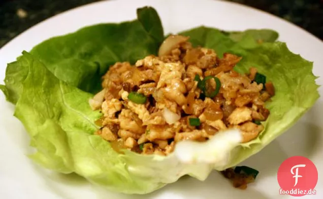 Abendessen heute Abend: Gehacktes Huhn in Salatbechern