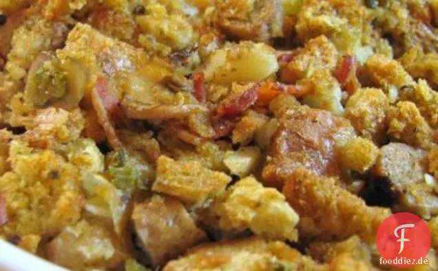 Füllung Mit Pilzen, Wurst Und Speck