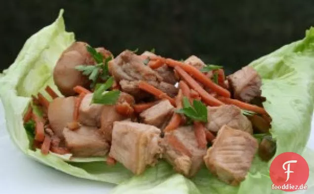 Schweinefleisch Salat Wraps