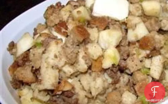 Wurst- und Apfelfüllung