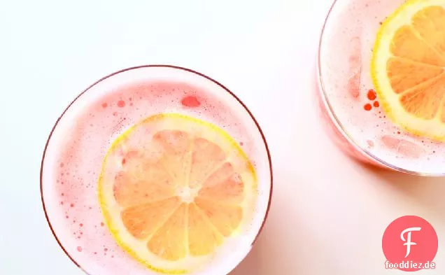 Rhabarber-Fenchel-Fizz
