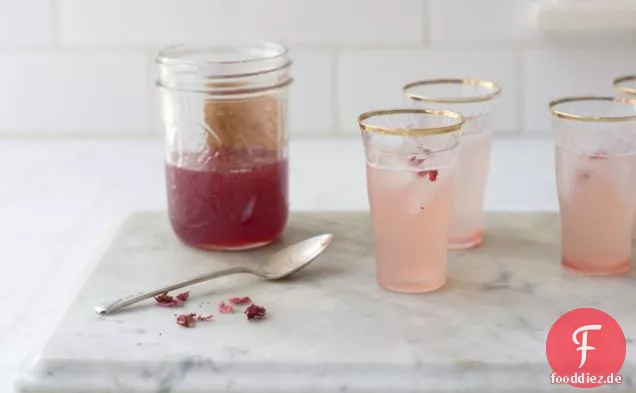 Rhabarber-Rosenwasser-Sirup