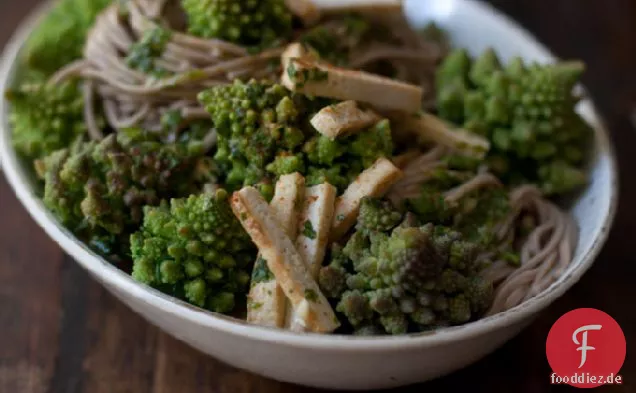 Cilantro Nudel Schüssel Rezept