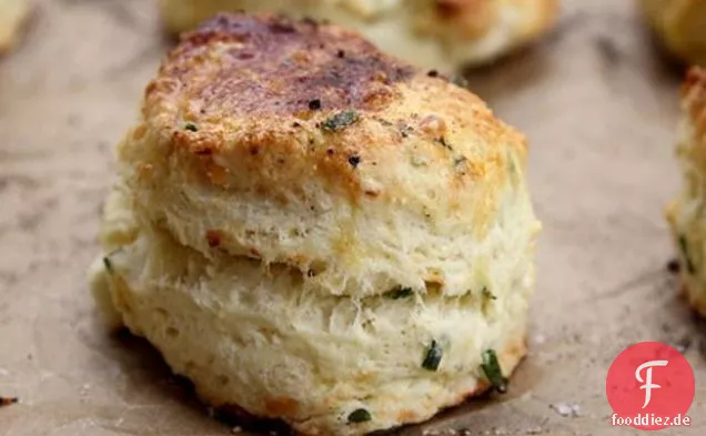 Feta und Schnittlauch Saure Sahne Scones