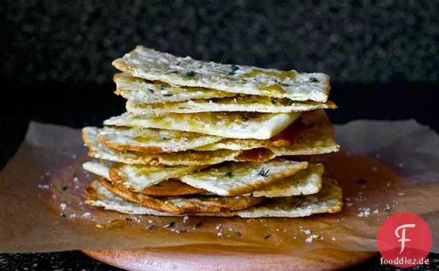 Fladenbrot mit Honig, Thymian und Meersalz
