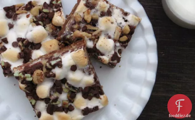 Minze Schokolade Chip Rocky Road Bars