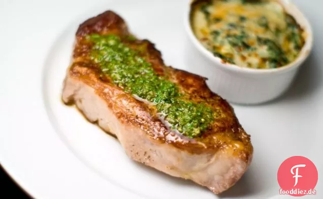 Steak Mit Minze Chimichurri-Sauce