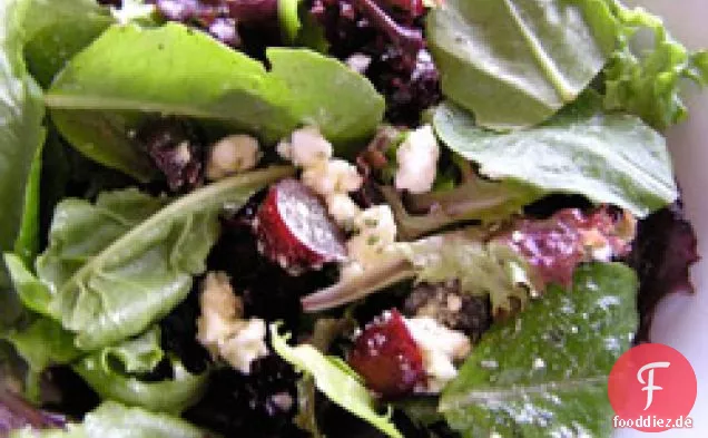 Abendessen heute Abend: Trauben-Feta-Salat mit Rosmarin
