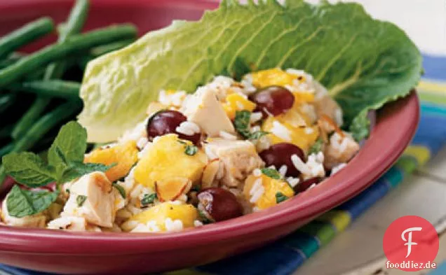 Huhn, Reis und tropischer Obstsalat