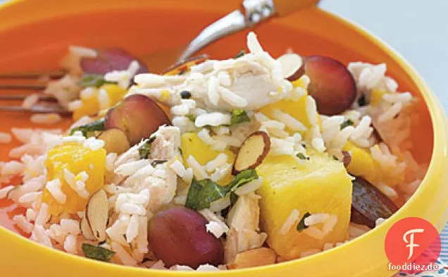 Huhn, Reis und tropischer Obstsalat