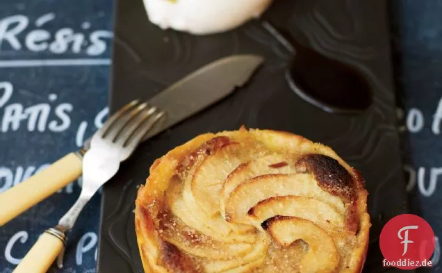 Apfelkuchen mit Mandelcreme