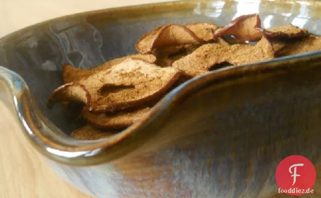 Hausgemachte Apfelchips mit Zimt, Curry & Ingwer