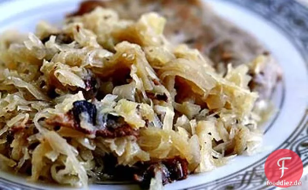 Sauerkraut mit Speck und Äpfeln