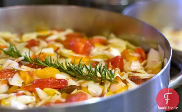 Tomaten-, Apfel- und Rosmarinmarmelade