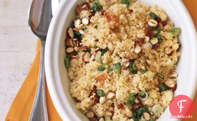 Couscous mit Aprikosenvinaigrette