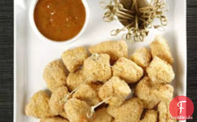 Panko-verkrustete Hühnerbisse mit Aprikosen-Senf-Sauce