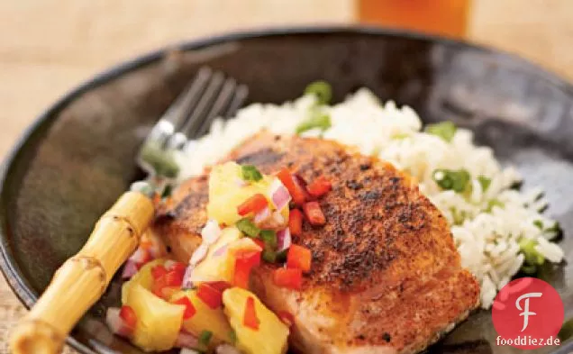 Gebratener Lachs mit Ananas-Jalapeno Relish