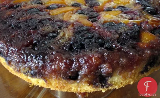Aprikose Blaubeere Upside-down-Kuchen