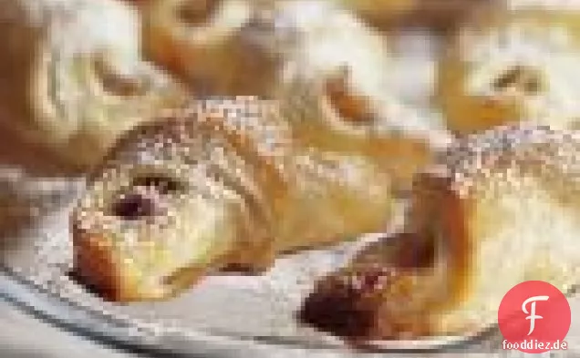 Rugelach mit Aprikosen- und Pistazienfüllung