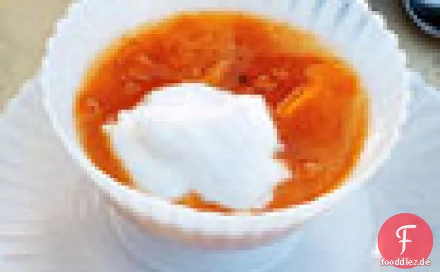 Joghurtmousse mit Aprikosensauce