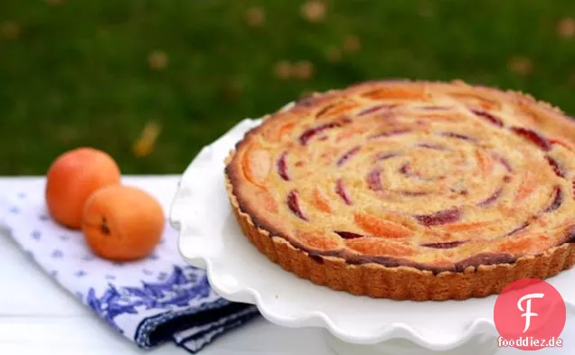 Aprikosen-Pflaumen-Mandel-Torte