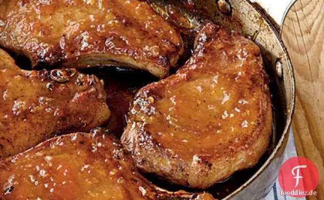 Pan Gebratene Schweinekoteletts mit Aprikosen-Ingwer-Glasur