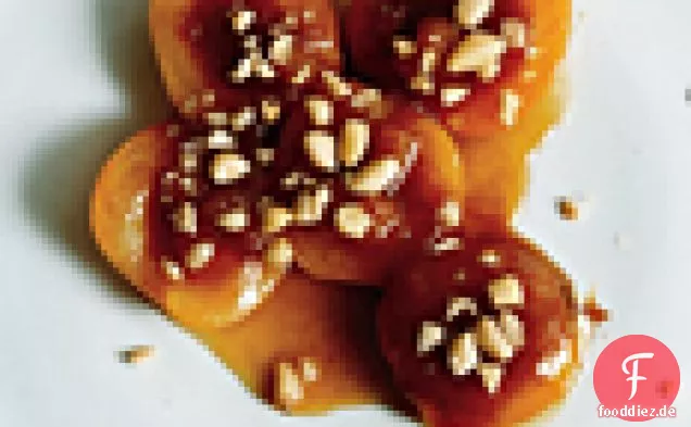 Aprikosen mit Amaretto-Sirup (Albicocche Ripiene)