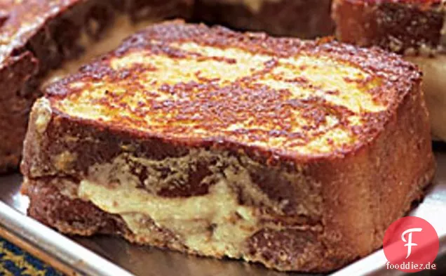 Aprikosen-French-Toast mit Aprikosenglasur