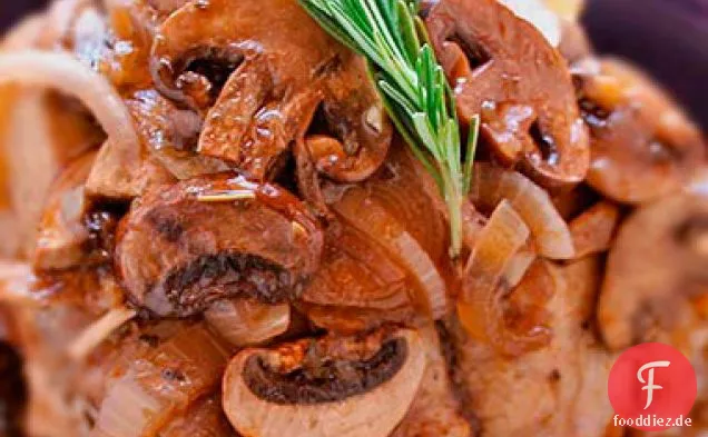 Schweinebraten mit Pilzen und braunem Zucker Aprikose und Granatapfel