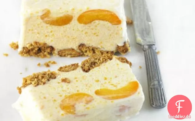 Aprikose & Amaretti Semifreddo
