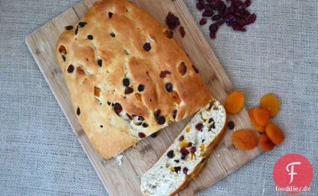 Obst & Beeren Weihnachtsbrot