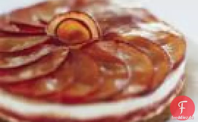 Pflaumen-Ziegenkäse-Terrine mit Gingersnap-Kruste