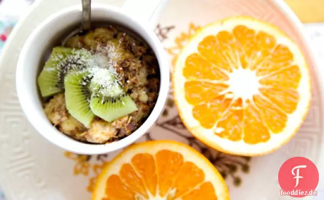 Süße Kokos & Datum Granola W/Banane Peitsche
