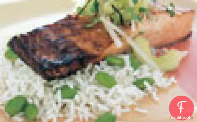 Miso-marinierter Lachs mit Gurke-Daikon Relish