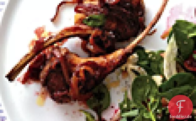 Lamm Rippe Koteletts mit Quick Cherry Pan Sauce