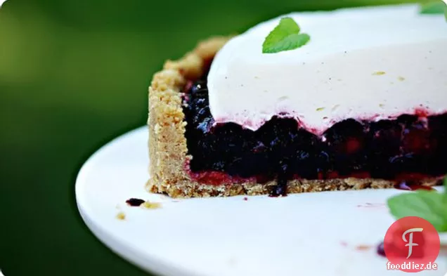 Blackberry Cream Pie