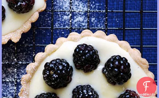 Brombeertörtchen mit Zitronencreme
