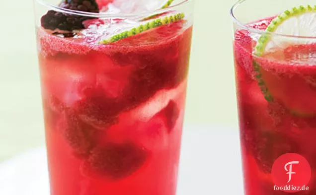 Blackberry-Kalk Rickeys