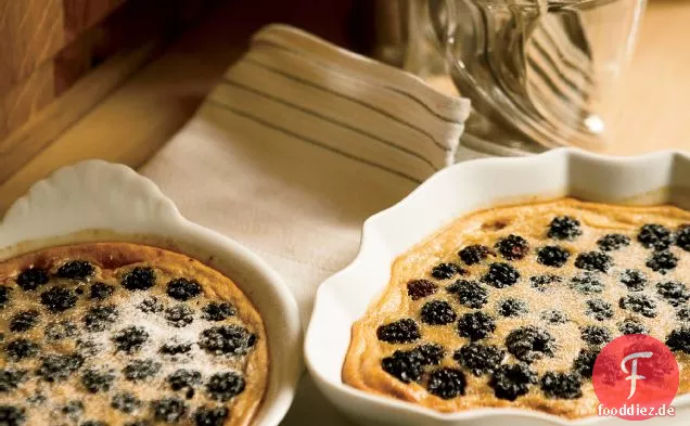 Sommer Blackberry Custards