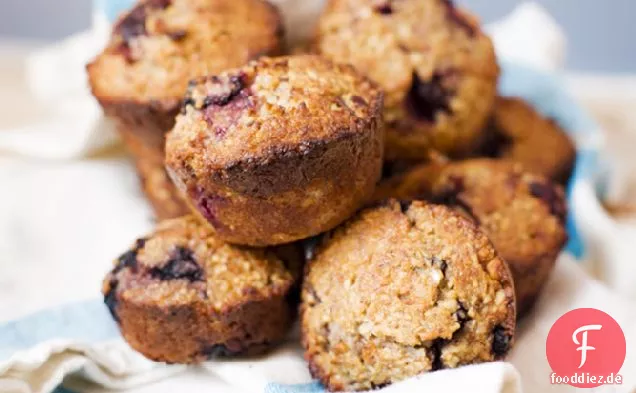 Brombeer- und Blaubeermuffins