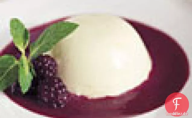 Zitronen-Panna Cotta mit Brombeersauce