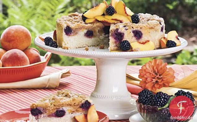Blackberry-Pfirsich-Kaffee-Kuchen