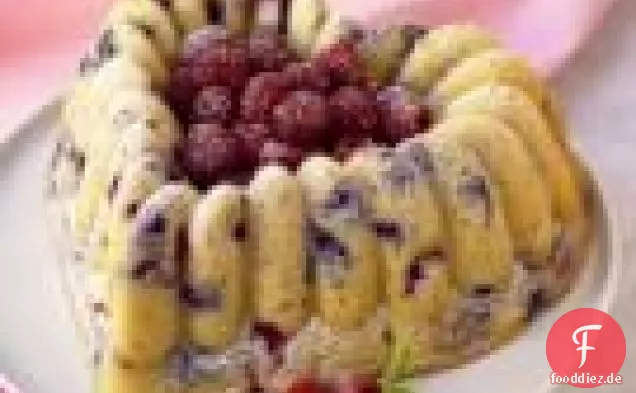 Gemischter Berry Bundt® Kuchen