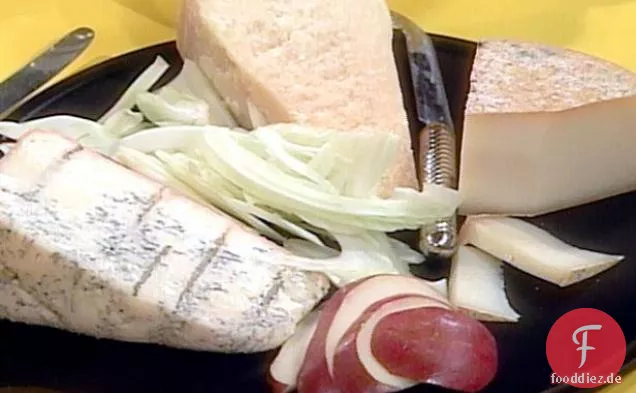 Der letzte Gang Sampler: Italienischer Käse, geschnittener Fenchel und Zitrusringe mit Brandy